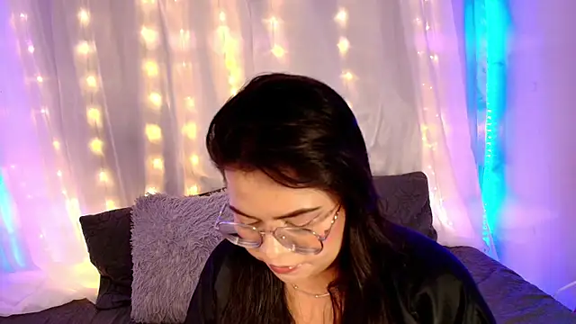 LilyRousee online show from March 2026 01:36:02 AM