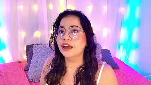 LilyRousee online show from December 2025 02:44:02 AM