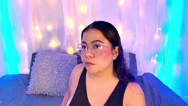 LilyRousee online show from November 2025 12:53:02 AM