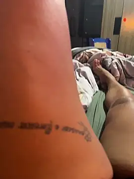 ju muniz01 online show from April 2026 10:05:02 PM