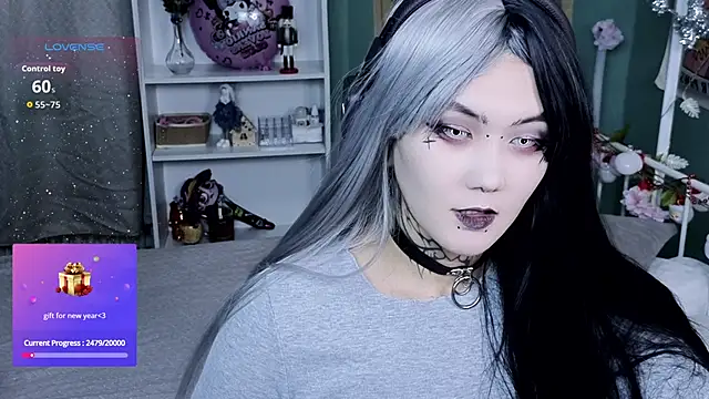 Snapshot of GothXRaven chatting on December 2025 11:38:02 AM GothXRaven online show from December 2025 11:38:02 AM