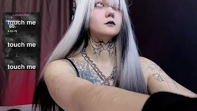 GothXRaven online show from October 2025 11:20:02 AM