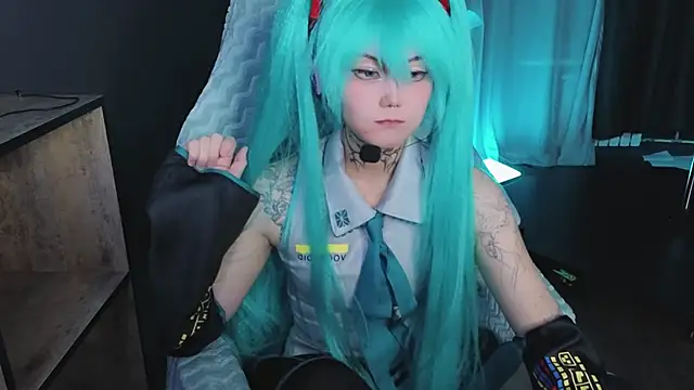 Snapshot of GothXRaven chatting on February 2026 04:17:02 PM GothXRaven online show from February 2026 04:17:02 PM