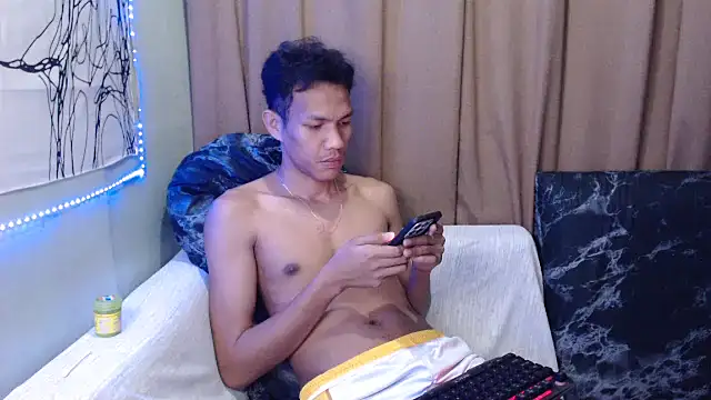 fantasy davidxx online show from November 2025 03:07:02 PM