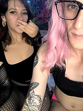 Snapshot of femdomroom chatting on February 2026 05:28:02 AM femdomroom online show from February 2026 05:28:02 AM