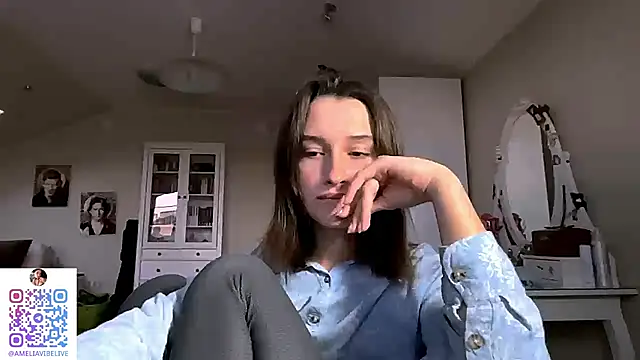 DarlineBrustera online show from October 2025 02:40:01 PM