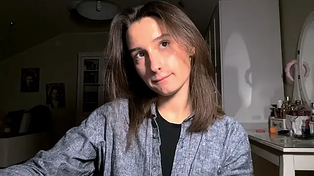 Snapshot of DarlineBrustera chatting on February 2026 04:18:02 PM DarlineBrustera online show from February 2026 04:18:02 PM