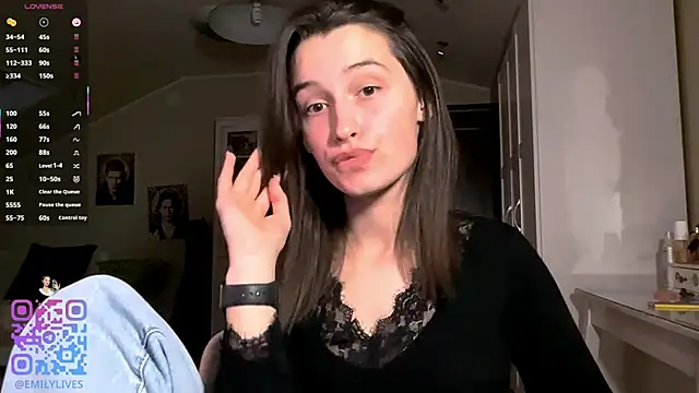 DarlineBrustera online show from April 2026 04:19:02 PM