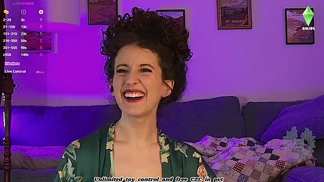 Snapshot of thewillownest_ chatting on November 2025 03:05:02 PM thewillownest online show from November 2025 03:05:02 PM