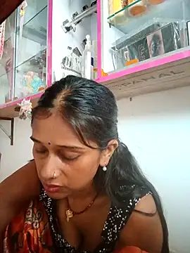 hotshreya69 online show from September 2025 06:29:02 AM