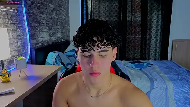 Theimperialboys  online show from April 2026 09:48:02 PM