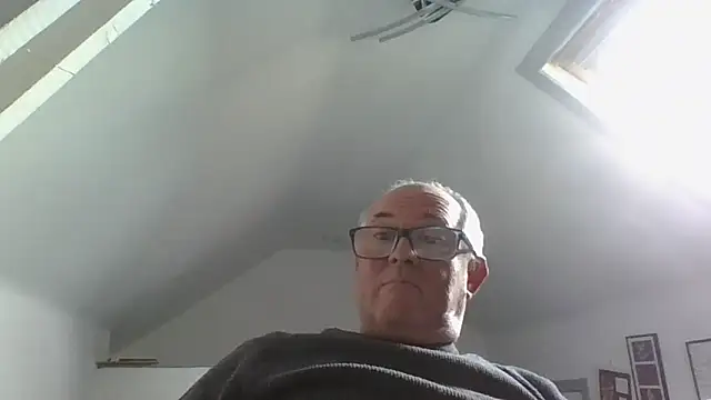 naughtygrandad1 online show from October 2025 01:45:02 PM