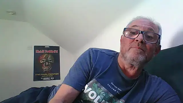 naughtygrandad1 online show from April 2026 06:01:01 PM