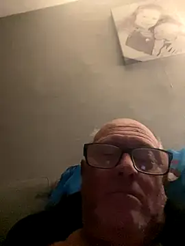 naughtygrandad1 online show from September 2025 10:53:01 PM