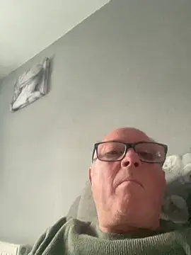 naughtygrandad1 online show from September 2025 06:52:02 AM