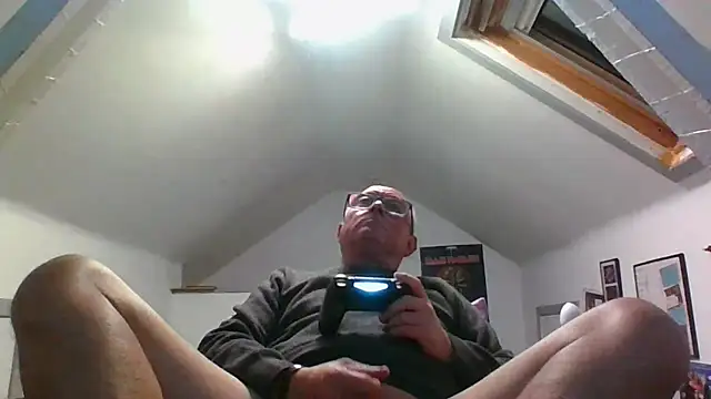 Snapshot of naughtygrandad1 chatting on October 2025 07:26:02 PM naughtygrandad1 online show from October 2025 07:26:02 PM