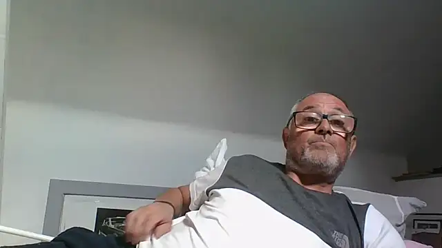 naughtygrandad1 online show from April 2026 03:35:02 PM