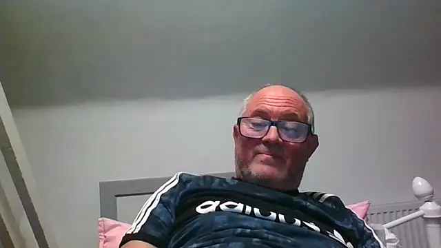 Snapshot of naughtygrandad1 chatting on November 2025 05:06:01 PM naughtygrandad1 online show from November 2025 05:06:01 PM