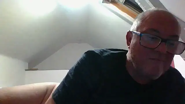 Snapshot of naughtygrandad1 chatting on October 2025 06:51:01 PM naughtygrandad1 online show from October 2025 06:51:01 PM