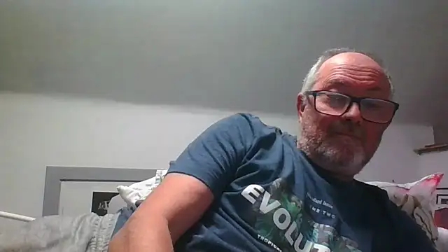 Snapshot of naughtygrandad1 chatting on February 2026 07:12:01 PM naughtygrandad1 online show from February 2026 07:12:01 PM