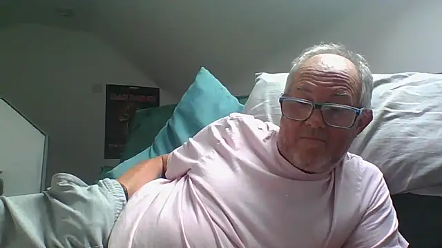 naughtygrandad1 online show from May 2026 05:09:01 PM