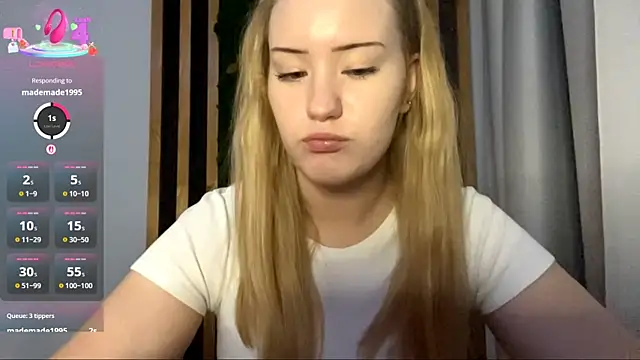 PandaFluff online show from November 2025 04:44:02 PM