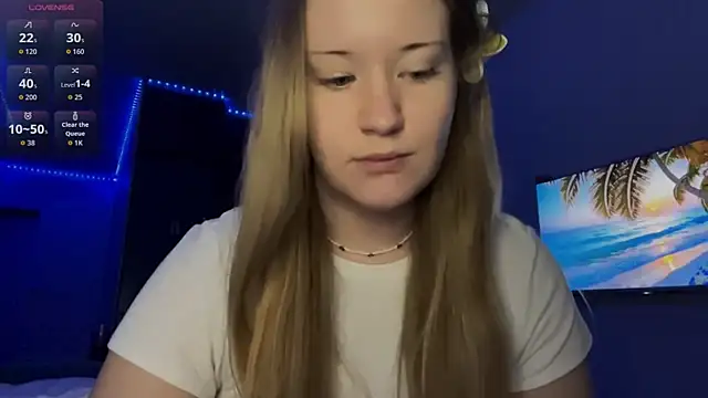 PandaFluff online show from March 2026 05:14:02 PM