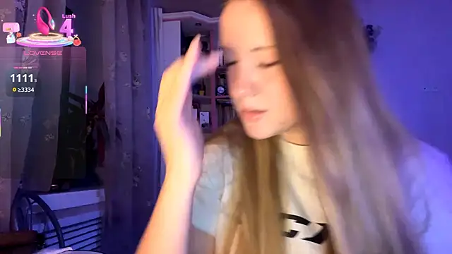 PandaFluff online show from September 2025 09:58:01 PM