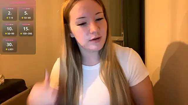 PandaFluff online show from October 2025 04:17:01 PM