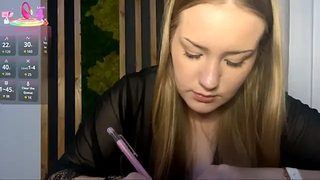 PandaFluff online show from November 2025 04:44:02 PM