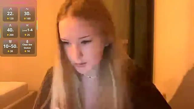 PandaFluff online show from October 2025 05:26:02 PM