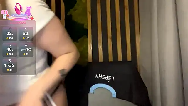 PandaFluff online show from October 2025 04:51:02 PM