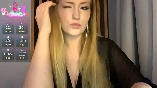 PandaFluff online show from October 2025 04:36:01 PM