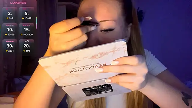 PandaFluff online show from October 2025 04:21:01 PM