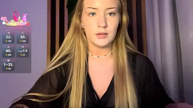 PandaFluff online show from November 2025 04:39:01 PM