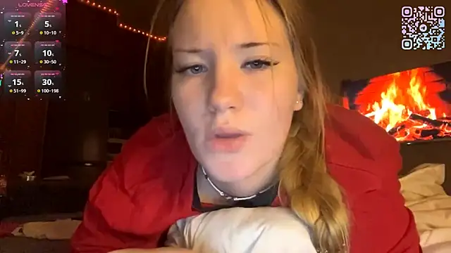 PandaFluff online show from March 2026 07:17:01 PM