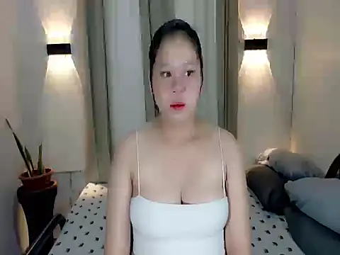 avery in paradisexx online show from October 2025 08:48:02 AM