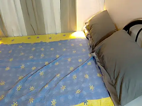 avery in paradisexx online show from October 2025 07:51:02 AM