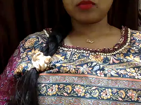 its me Rashmi online show from October 2025 04:20:02 PM