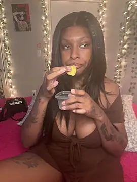 MistiSavannah online show from February 2026 12:47:02 PM