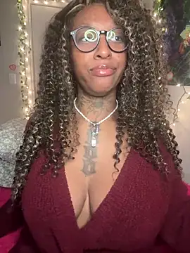 MistiSavannah online show from April 2026 12:30:01 PM