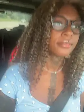 MistiSavannah online show from May 2026 12:44:01 PM