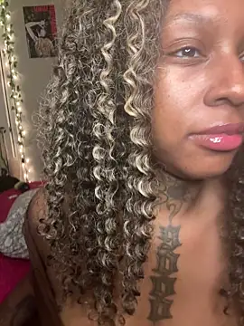 MistiSavannah online show from February 2026 01:11:02 PM