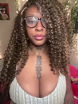MistiSavannah online show from April 2026 10:17:02 AM