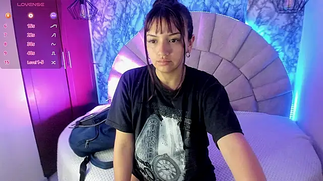 Mariam s online show from October 2025 04:10:02 PM