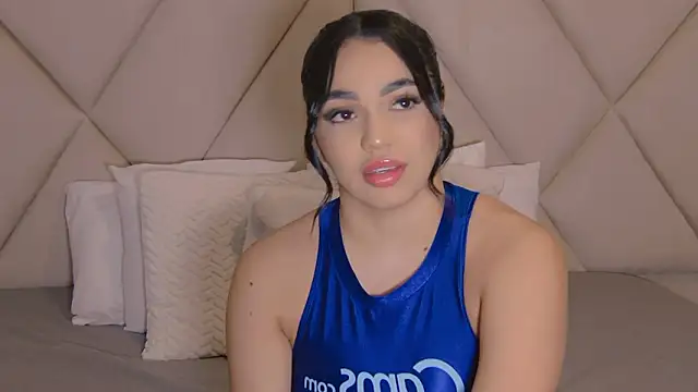 CharlotteeBrownn online show from March 2026 06:02:01 AM