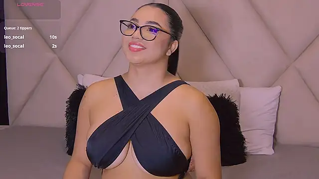 Snapshot of CharlotteeBrownn chatting on September 2025 05:06:02 AM CharlotteeBrownn online show from September 2025 05:06:02 AM
