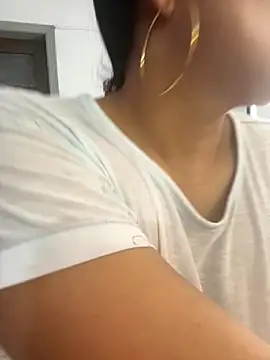 Snapshot of Rouse69_ chatting on October 2025 09:32:01 AM Rouse69 online show from October 2025 09:32:01 AM