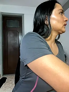 Snapshot of Rouse69_ chatting on November 2025 07:40:01 AM Rouse69 online show from November 2025 07:40:01 AM