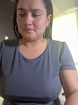 Rouse69  online show from January 2026 01:51:01 PM